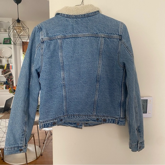 Levi’s Sherpa Jacket - Picture 3 of 4